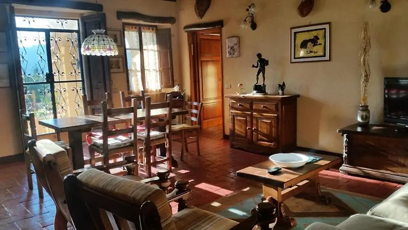 Il Carnasciale Pieve Di Camaiore -Bouganville-